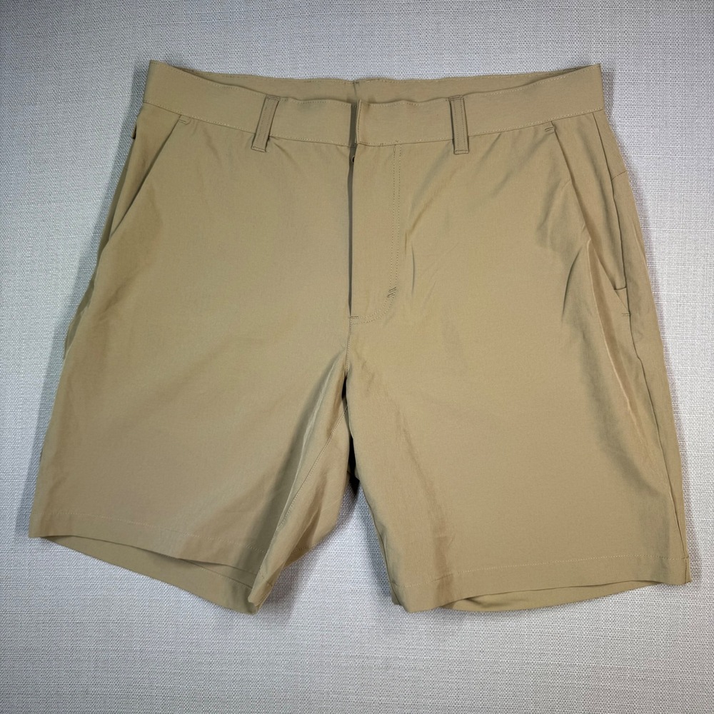 Fabletics Mens The Only Short Unlined Shorts Zipper Pockets Khaki Size 33